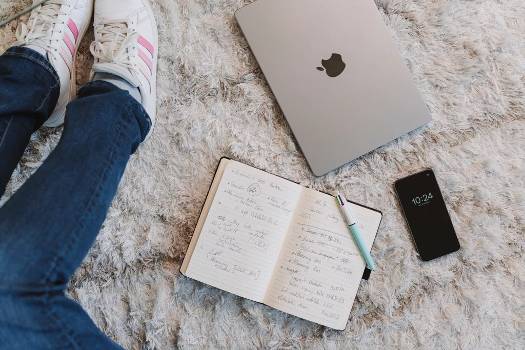 Devenir autonome pour gérer sa communication en tant que solopreneur